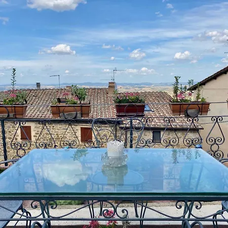 Panoramic Nest In بيت للعطل مونتالشينو