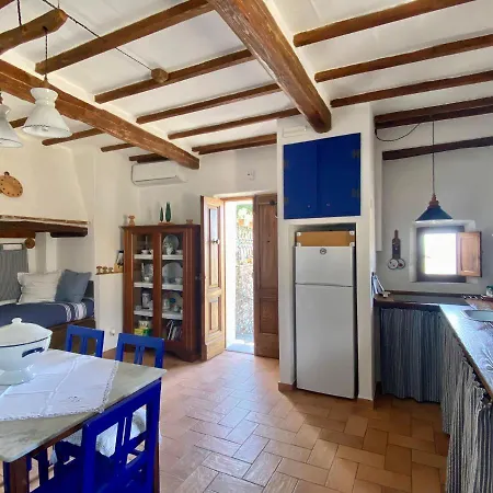 Panoramic Nest In بيت للعطل مونتالشينو